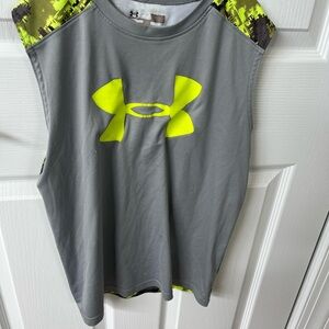 Under Armour Performance Top 8/10